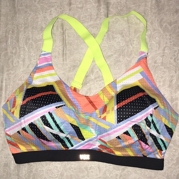 Victoria's Secret Other - VSX Multi-color “The Lightweight” Sports Bra